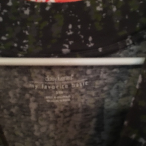 Daisy Fuentes top - Picture 2 of 5